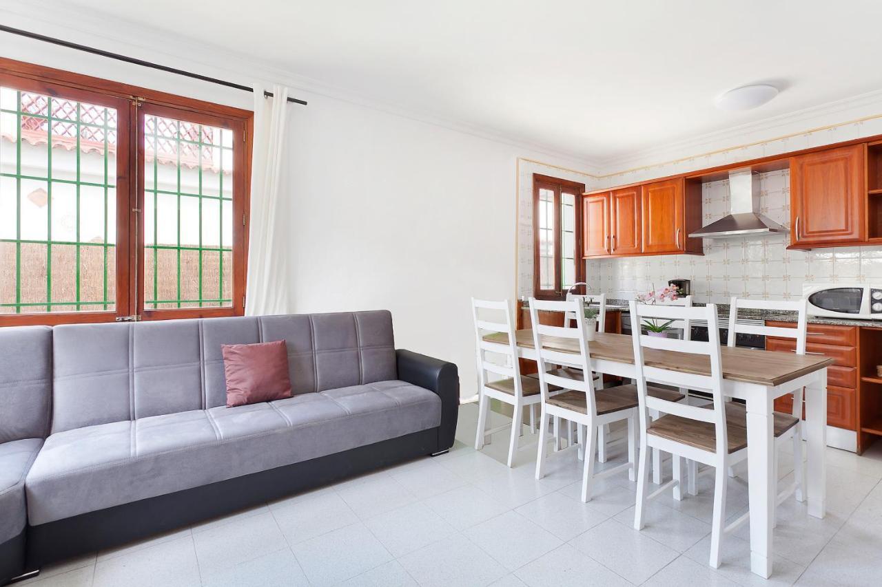 Villa Els Pins El Arenal  Exteriör bild